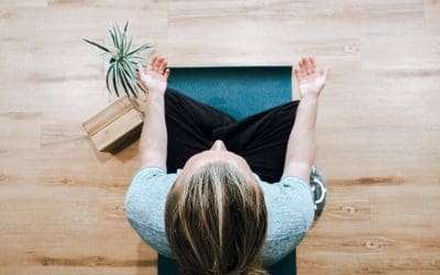 How to start meditating regularly (and stick to it!)
